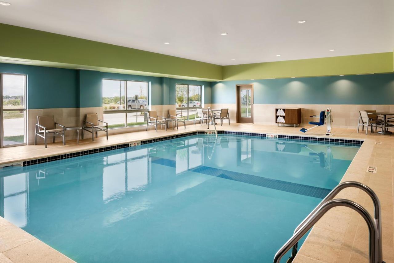 Holiday Inn Express & Suites - West Des Moines - Jordan Creek By Ihg Buitenkant foto