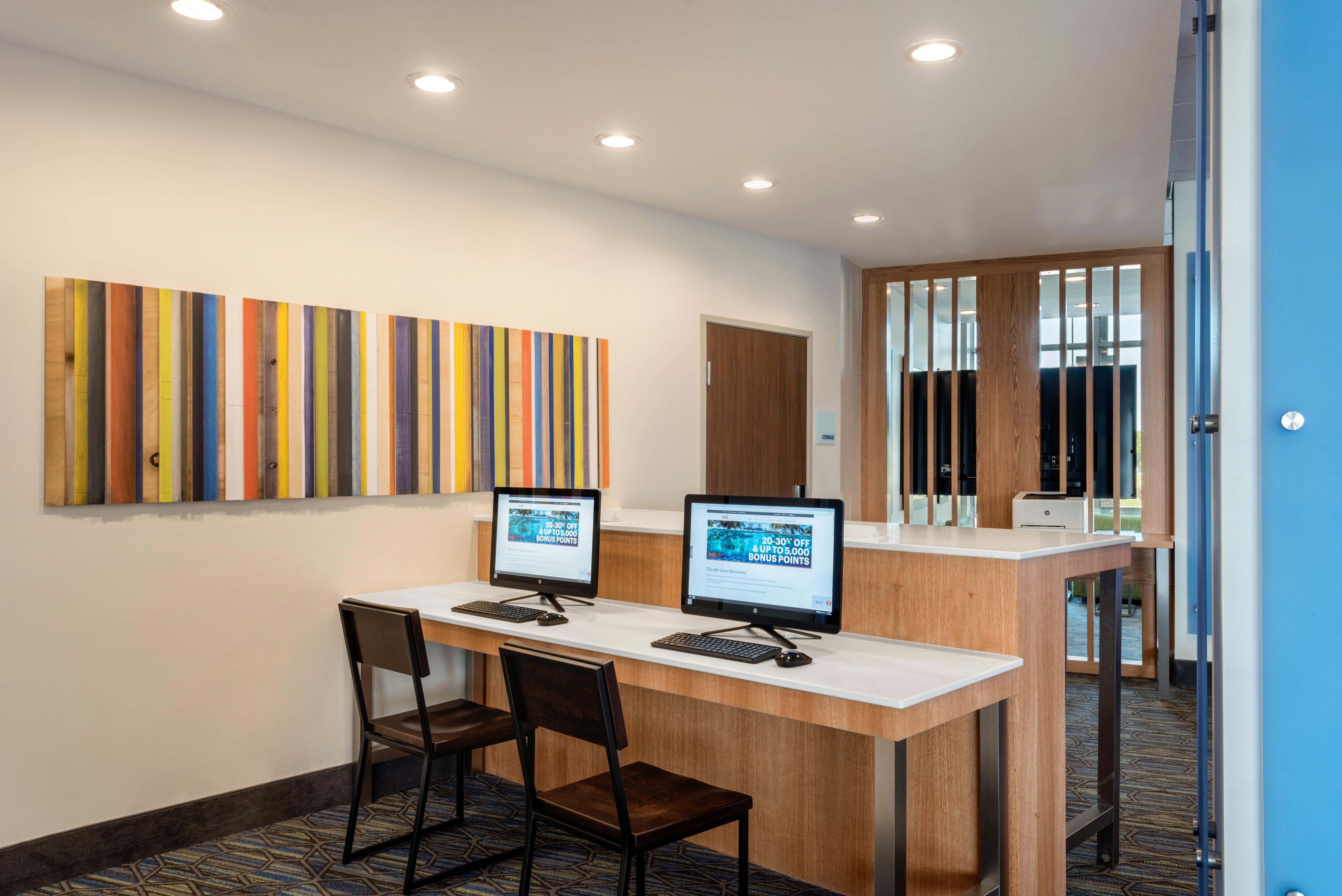 Holiday Inn Express & Suites - West Des Moines - Jordan Creek By Ihg Buitenkant foto