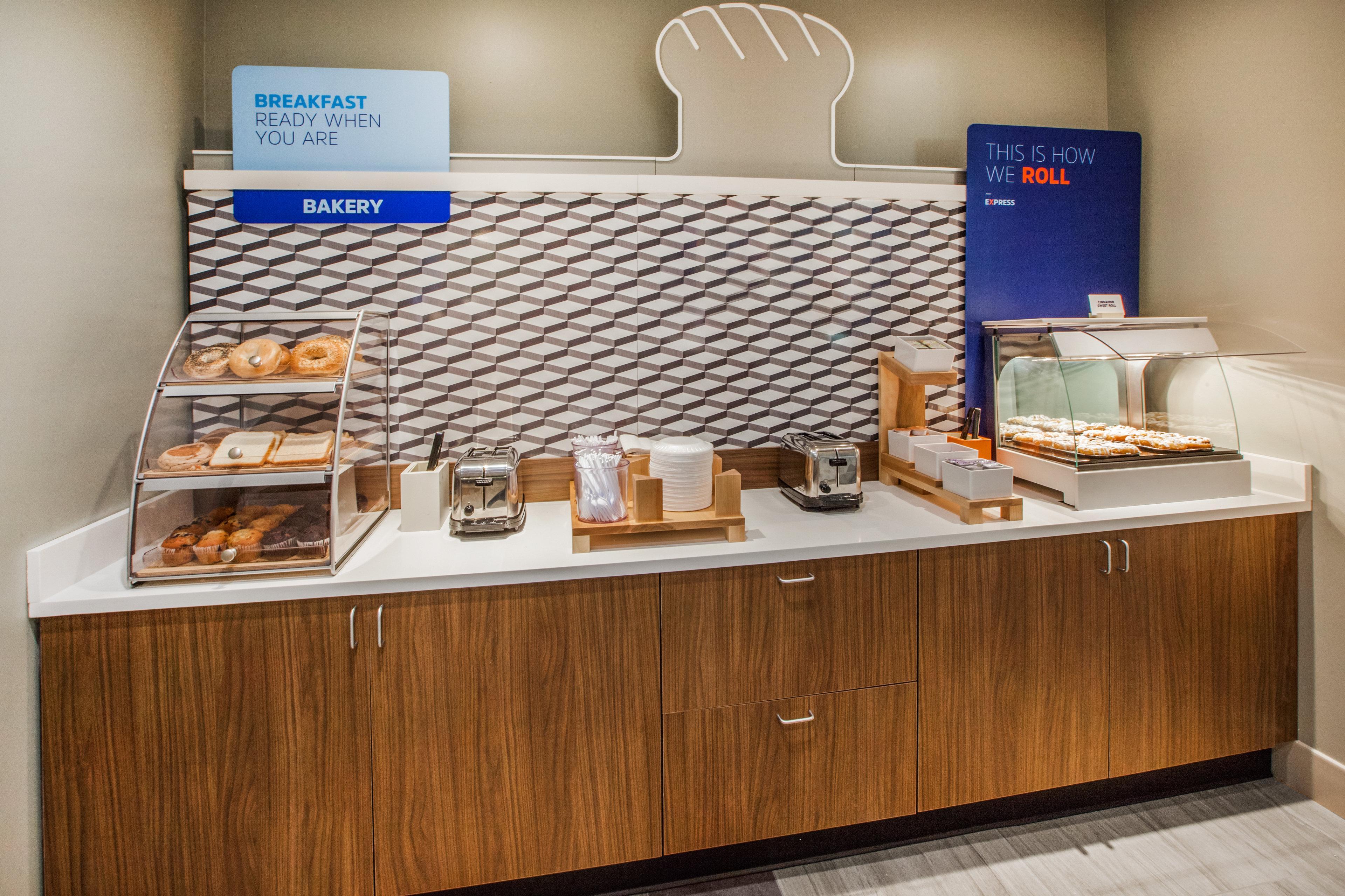 Holiday Inn Express & Suites - West Des Moines - Jordan Creek By Ihg Buitenkant foto